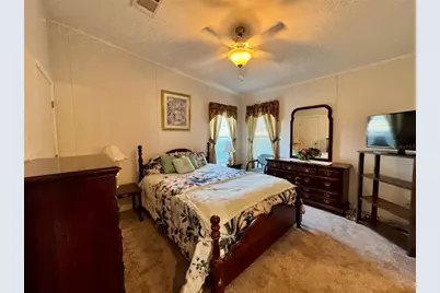 1007 50th Avenue W, Bradenton, FL 34207 - Photo 14