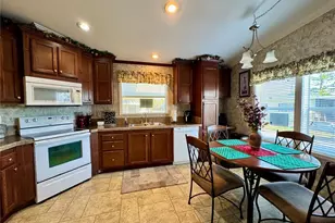 1007 50th Ave W, Bradenton, FL 34207 - Photo 8