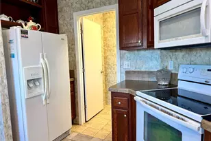 1007 50th Ave W, Bradenton, FL 34207 - Photo 10