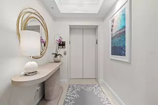 1660 Summer House Ln, Sarasota, FL 34242 - Photo 2