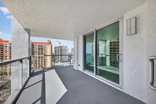 1111 N Gulfstream Ave, Sarasota, FL 34236 - Photo 10