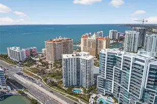 1111 N Gulfstream Ave, Sarasota, FL 34236 - Photo 32