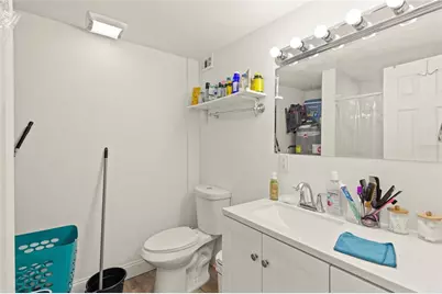 4821 Elfrida Avenue, Sarasota, FL 34235 - Photo 12