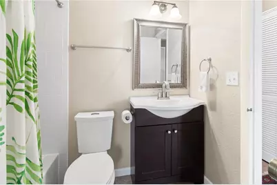 7926 Cypress Lake Drive, Sarasota, FL 34243 - Photo 28