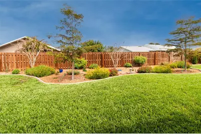 7926 Cypress Lake Drive, Sarasota, FL 34243 - Photo 38