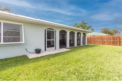 7926 Cypress Lake Drive, Sarasota, FL 34243 - Photo 34