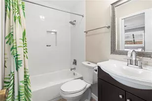 7926 Cypress Lake Dr, Sarasota, FL 34243 - Photo 28