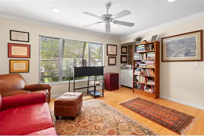 7926 Cypress Lake Drive, Sarasota, FL 34243 - Photo 18