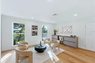 700 Tropical Cir, Sarasota, FL 34242 - Photo 8