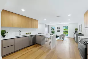 700 Tropical Cir, Sarasota, FL 34242 - Photo 6