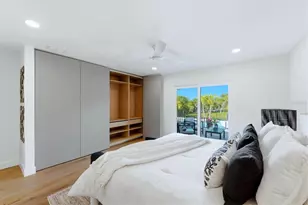 700 Tropical Cir, Sarasota, FL 34242 - Photo 16