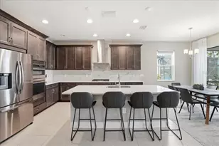 17502 Savory Mist Cir, Bradenton, FL 34211 - Photo 6