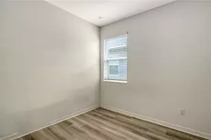 7422 35th Ln E, Sarasota, FL 34243 - Photo 30