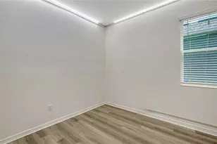 7422 35th Ln E, Sarasota, FL 34243 - Photo 34