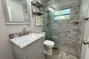 4811 79th Avenue Plaza E, Sarasota, FL 34243 - Photo 20