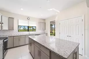 13161 Oriago St, Venice, FL 34293 - Photo 10