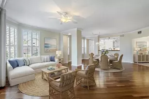 5420 Eagles Point Cir, Sarasota, FL 34231 - Photo 10