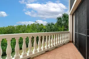5420 Eagles Point Cir, Sarasota, FL 34231 - Photo 24