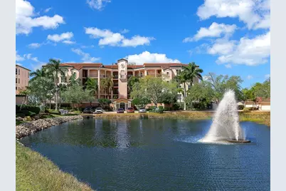 5420 Eagles Point Circle #106, Sarasota, FL 34231 - Photo 2