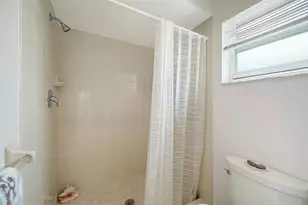 4244 Madeira Ct, Sarasota, FL 34233 - Photo 26