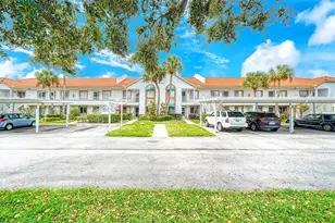4244 Madeira Ct, Sarasota, FL 34233 - Photo 2