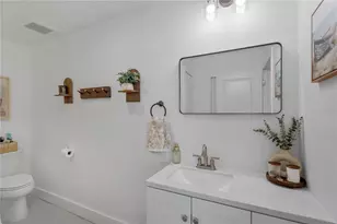 1867 Maryland Ave NE, Saint Petersburg, FL 33703 - Photo 20