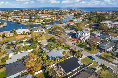 1867 Maryland Avenue NE, Saint Petersburg, FL 33703 - Photo 30