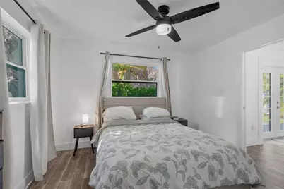 1867 Maryland Avenue NE, Saint Petersburg, FL 33703 - Photo 14
