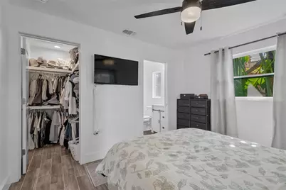 1867 Maryland Avenue NE, Saint Petersburg, FL 33703 - Photo 16