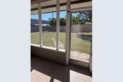 5617 1st Avenue W, Bradenton, FL 34209 - Photo 8