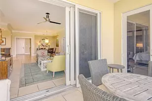 915 Seaside Dr, Sarasota, FL 34242 - Photo 10