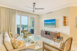 915 Seaside Dr, Sarasota, FL 34242 - Photo 8