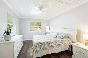 2202 Hyde Park St, Sarasota, FL 34239 - Photo 16