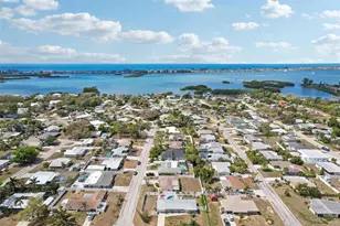 1741 Bayonne St, Sarasota, FL 34231 - Photo 48