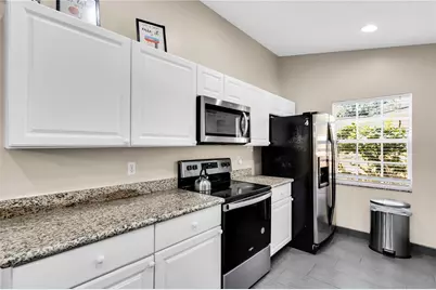 2648 Nassau Street, Sarasota, FL 34231 - Photo 8