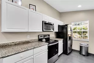 2648 Nassau St, Sarasota, FL 34231 - Photo 8