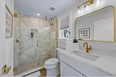 112 Cedar Avenue, Anna Maria, FL 34216 - Photo 18