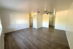 1423 17th St, Sarasota, FL 34234 - Photo 2