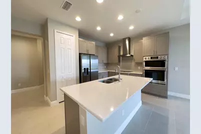 10509 Klee Avenue, Bradenton, FL 34212 - Photo 6