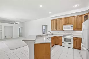 6503 Drewrys Bluff, Bradenton, FL 34203 - Photo 12