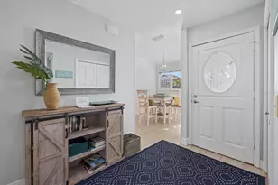 1275 Siesta Bayside Dr, Sarasota, FL 34242 - Photo 10