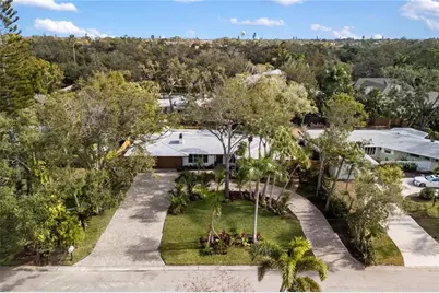 3705 Tangier Terrace, Sarasota, FL 34239 - Photo 10