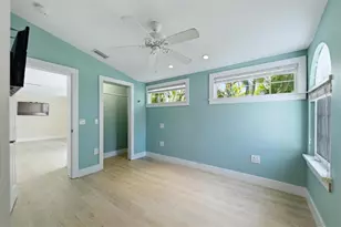 5803 De Palmas Ave, Holmes Beach, FL 34217 - Photo 12