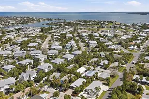 5803 De Palmas Ave, Holmes Beach, FL 34217 - Photo 36