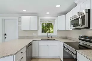 5803 De Palmas Ave, Holmes Beach, FL 34217 - Photo 6