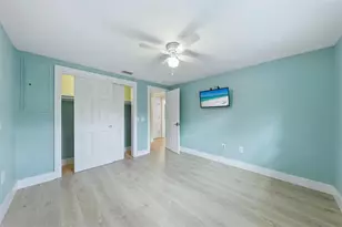 5803 De Palmas Ave, Holmes Beach, FL 34217 - Photo 16