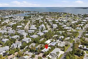 5803 De Palmas Ave, Holmes Beach, FL 34217 - Photo 34