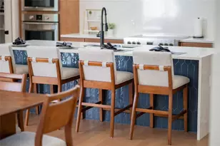 2420 Floyd St, Sarasota, FL 34239 - Photo 20