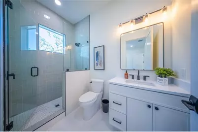 2420 Floyd Street, Sarasota, FL 34239 - Photo 74