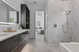 1671 Arlington St, Sarasota, FL 34239 - Photo 28